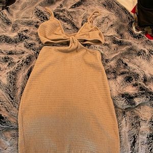 NUDE CUTOUT DRESS